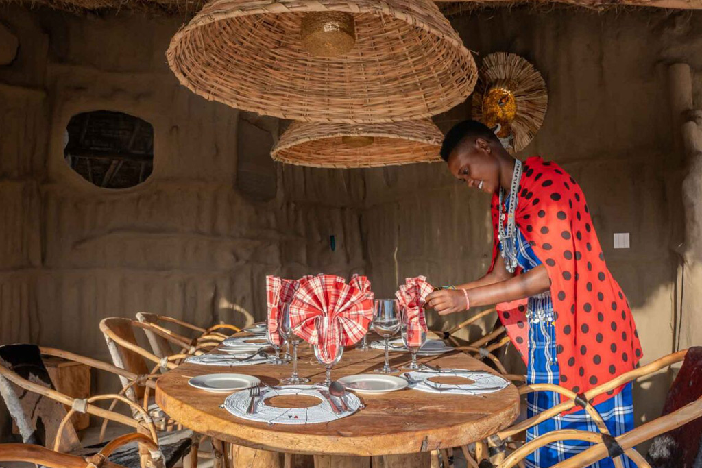 african-Amini-maasai-lifelodge4